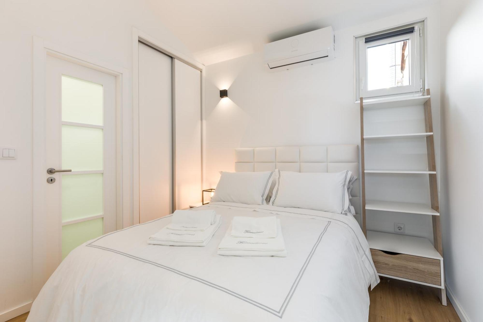 Apartamento Clerigos - Ferradores *